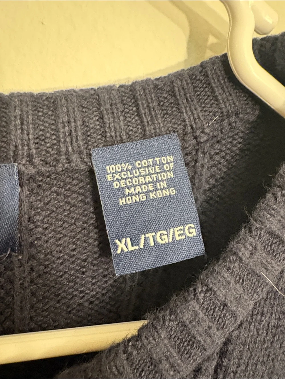 Chaps Men’s Navy Ribbed Crewneck Sweater with Embroidered Crest